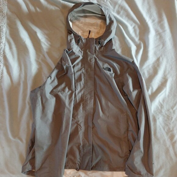 North Face women's rain jacket - Picture 5 of 5